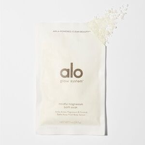 ALO Yoga Mindful Magnesium Bath Soak